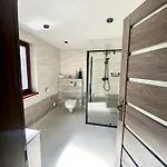 Rosa Vila *